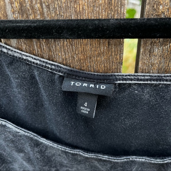 Torrid Off Shoulder Heritage Slub Sunshine & Whiskey Tee Sz 4X - Picture 9 of 16